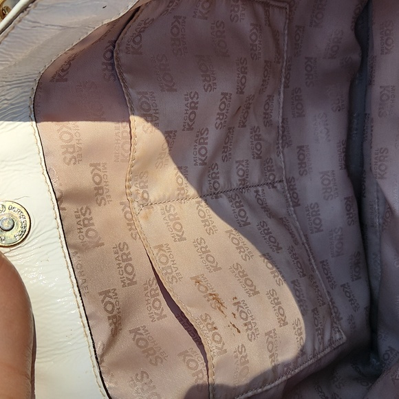 Michael Kors Patent Leather White and Gold Shoulder Tote - Picture 15 of 16